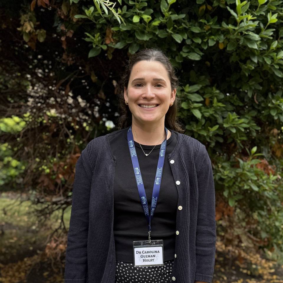 Dr Carolina Guzman-Holst