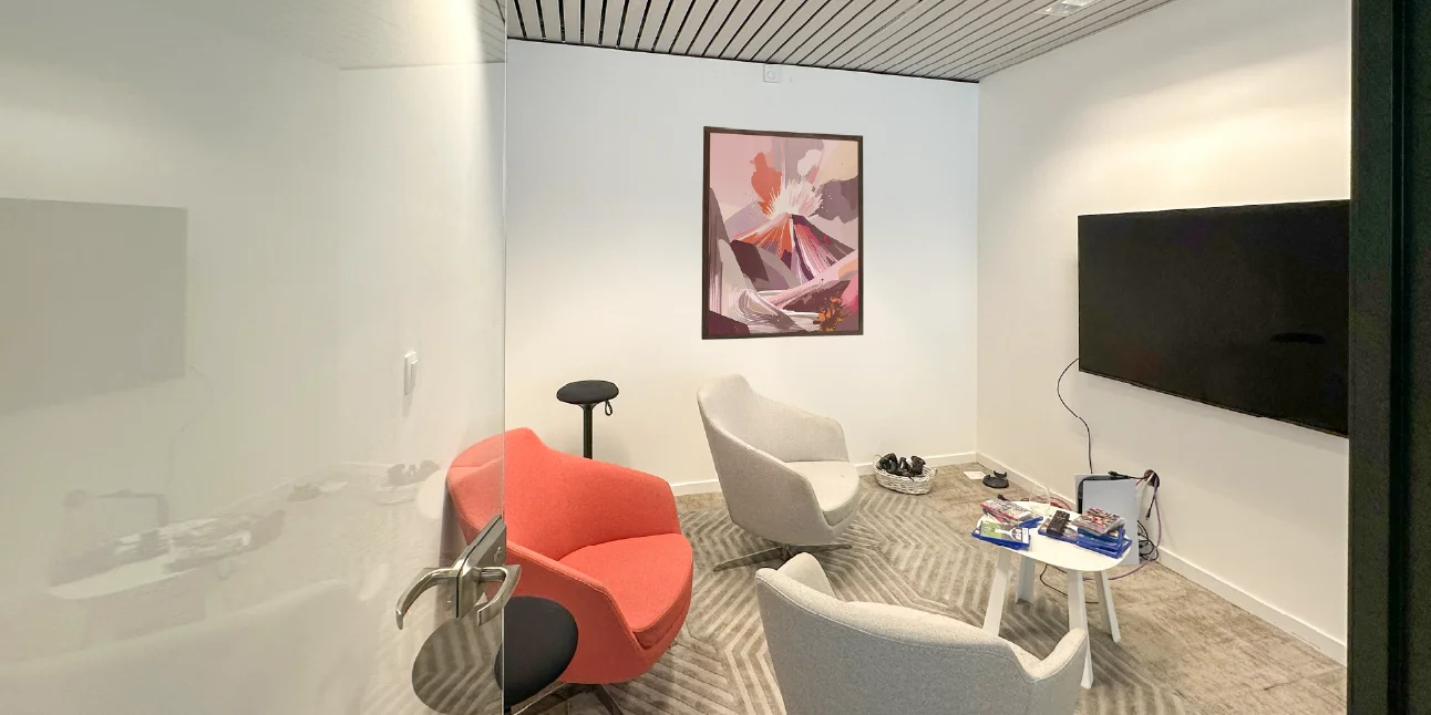 Photo of an eri meeting rooms with 1 poster.