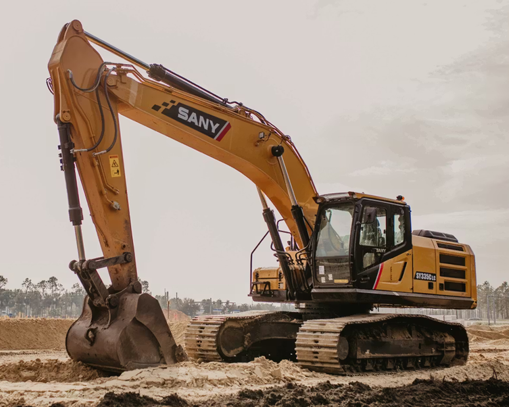 Large Excavator Rental packages Dubai