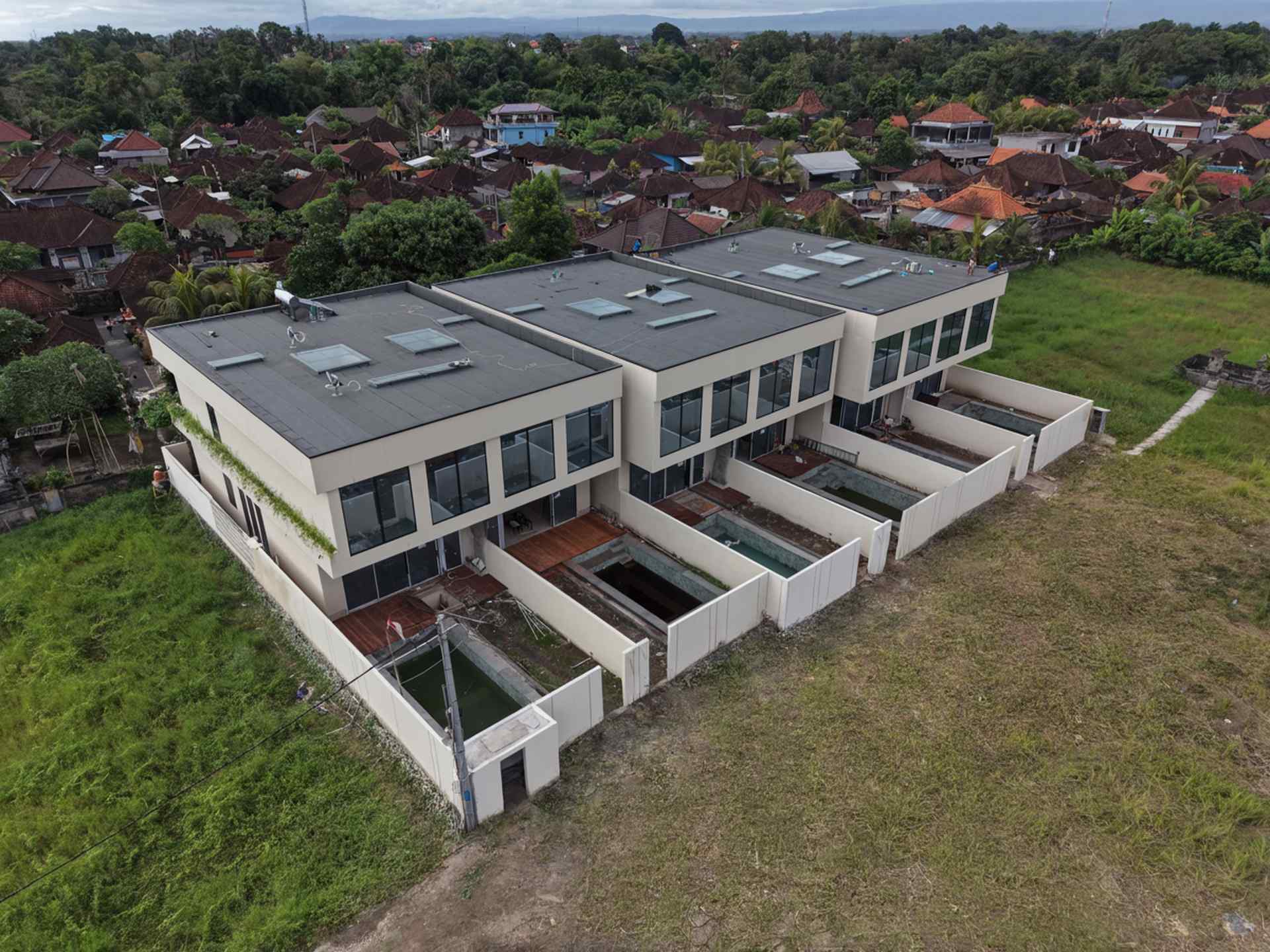 Buwit Townhouse Complex