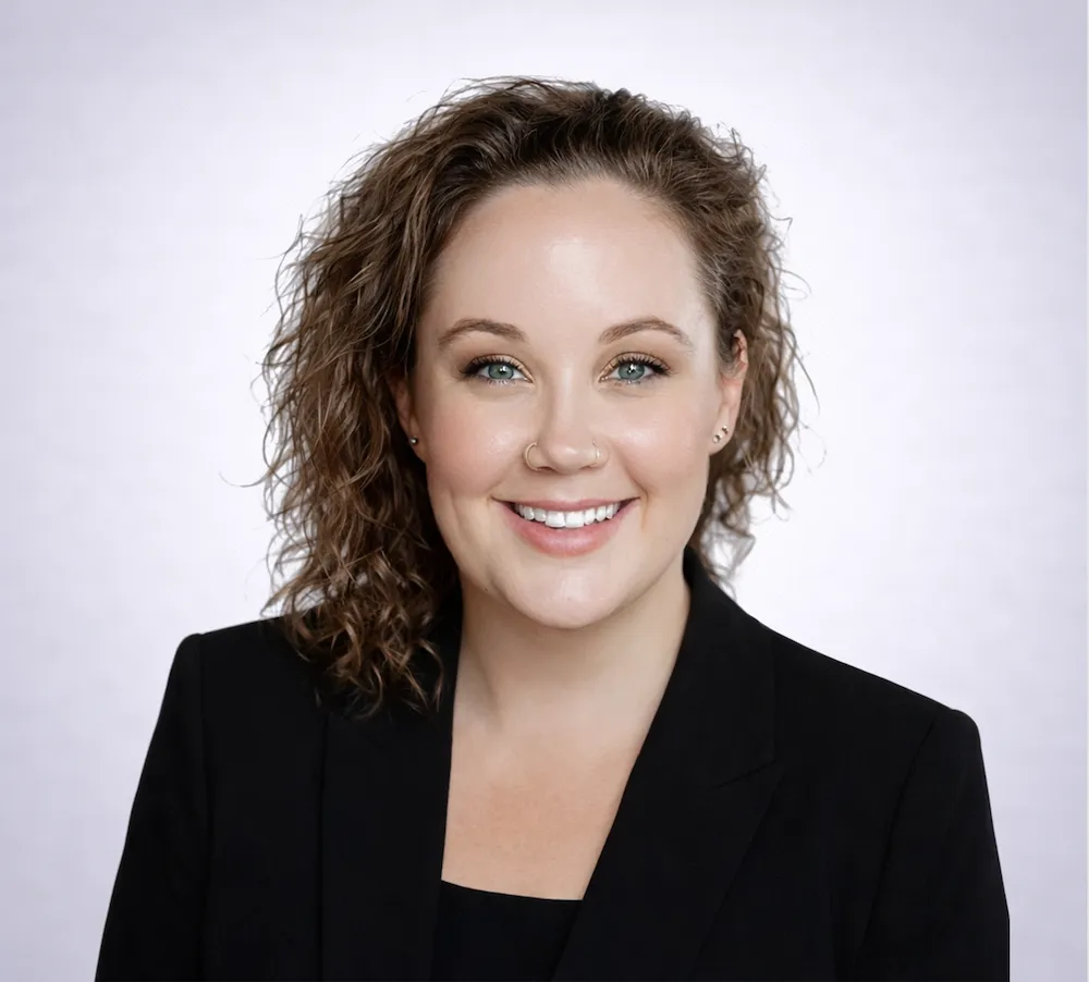Kelly Ann Headshot