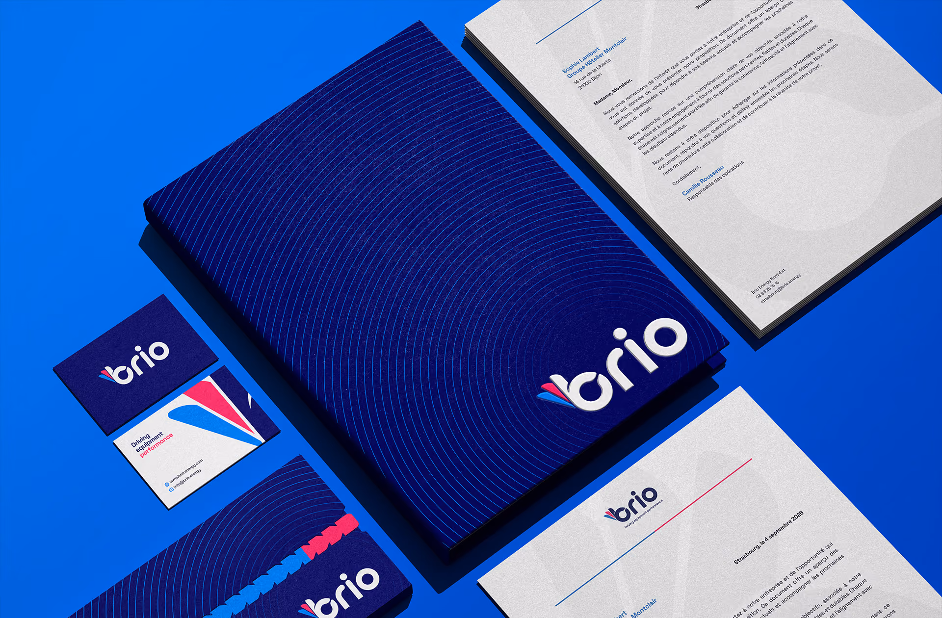 Papeterie Brio : dossier, papier à en-tête et enveloppe