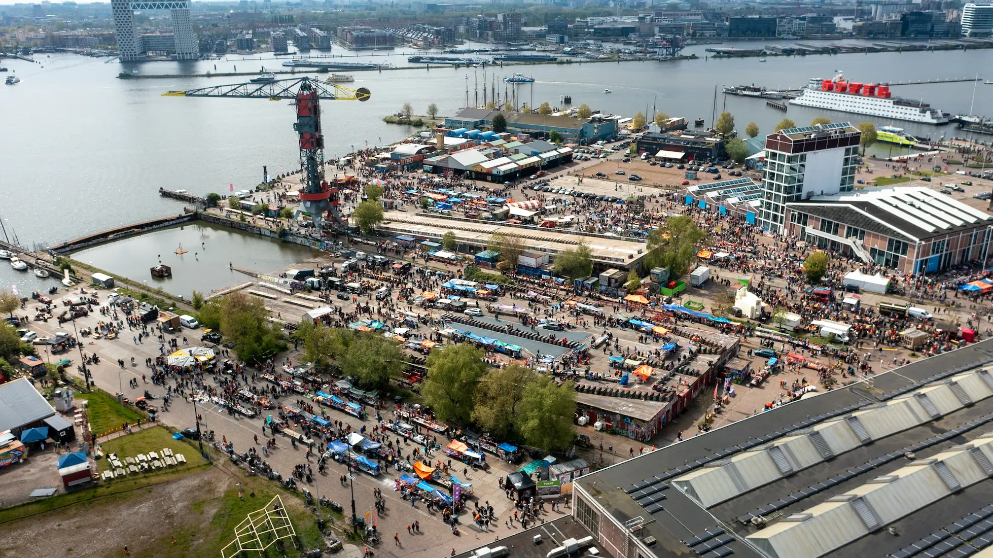 De NDSM Open Call: Past Present Future