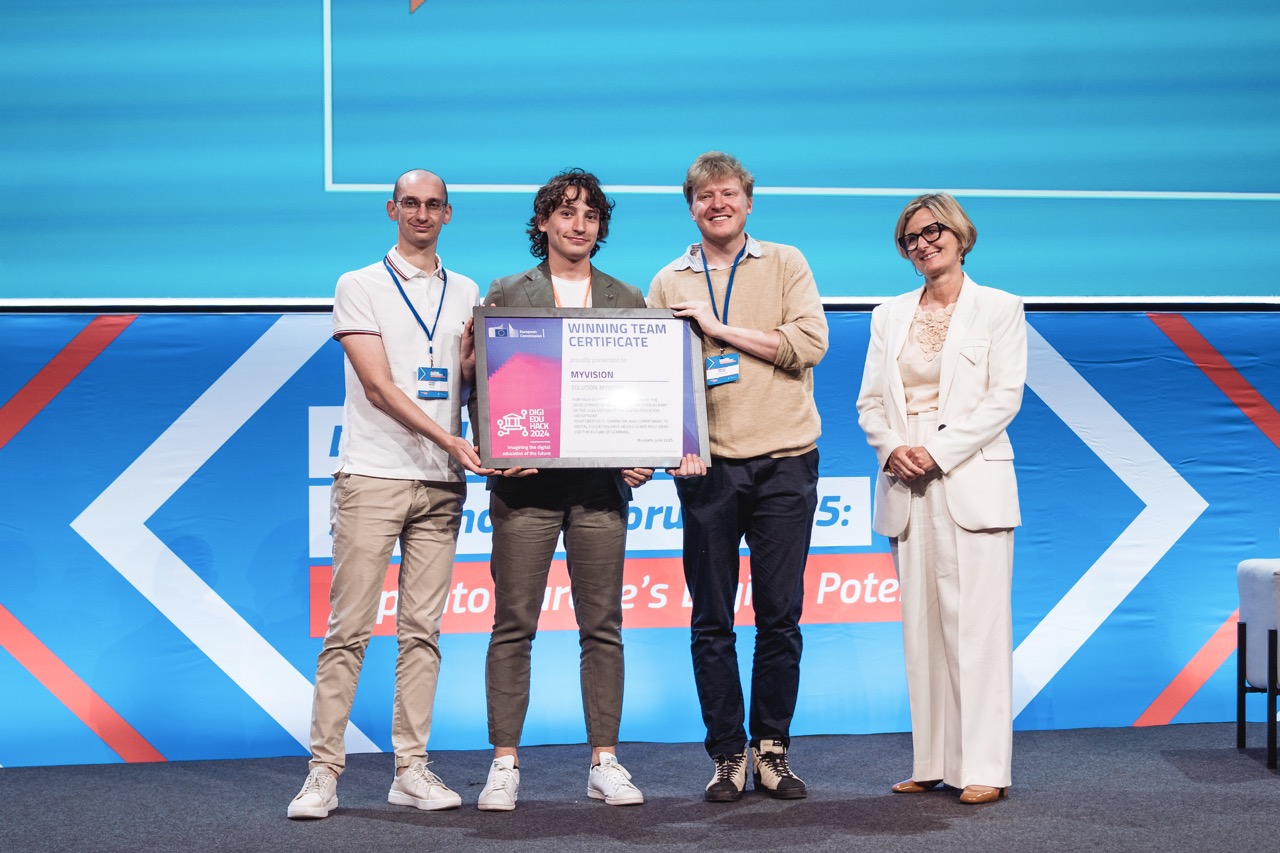 Alberto and Gabriele pitched the concept of UniMate to their peers and the European Commission for Education during DigiEduHackathon 2024