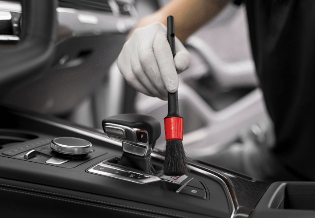 Regelmäßige Aufbereitung schützt vor Kratzern und hält dein Auto wie neu