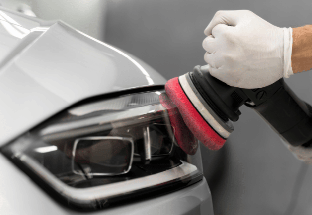 Regelmäßige Aufbereitung schützt vor Kratzern und hält dein Auto wie neu