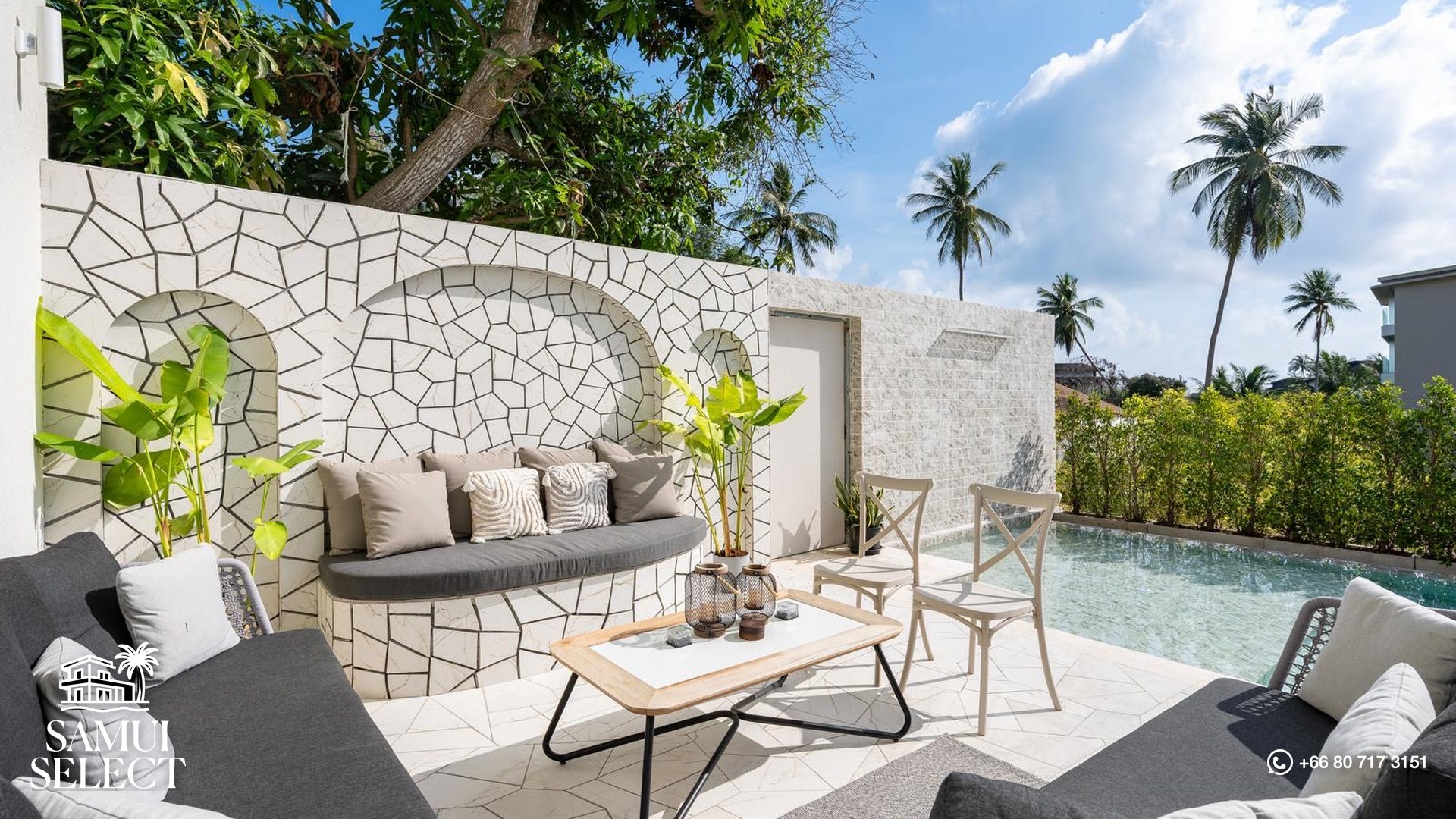 Outdoor lounge area