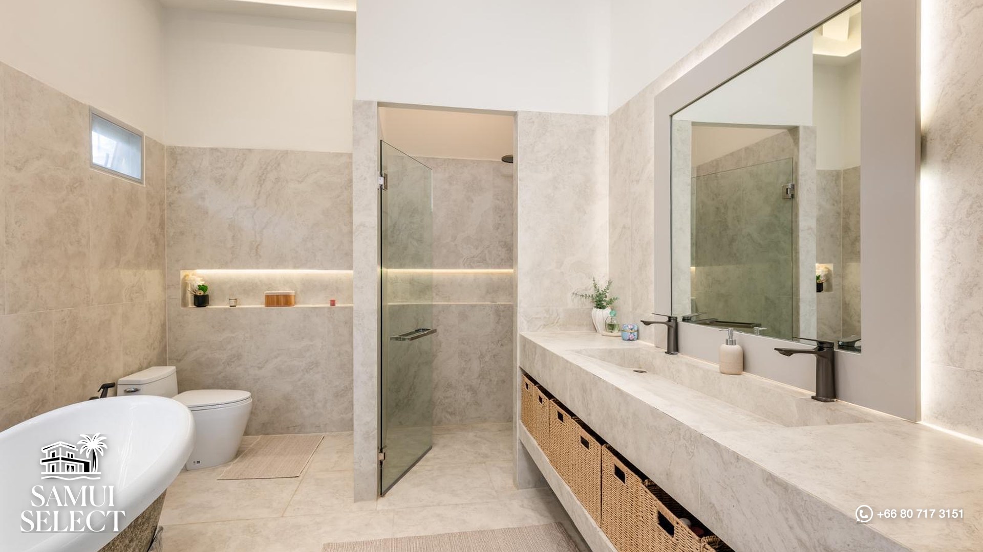 En-suite bathroom