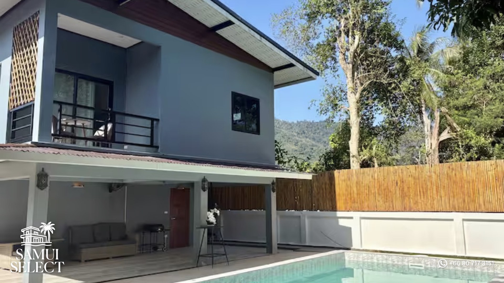 Two-storey villa with covered terrace