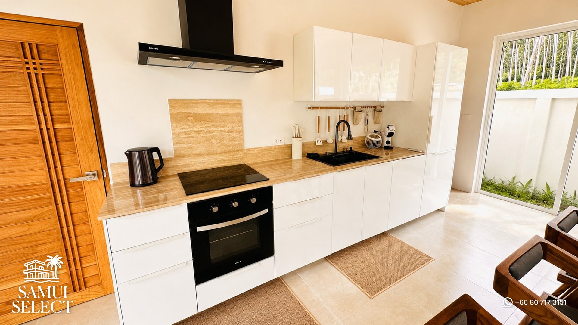 Fully equipped kitchen