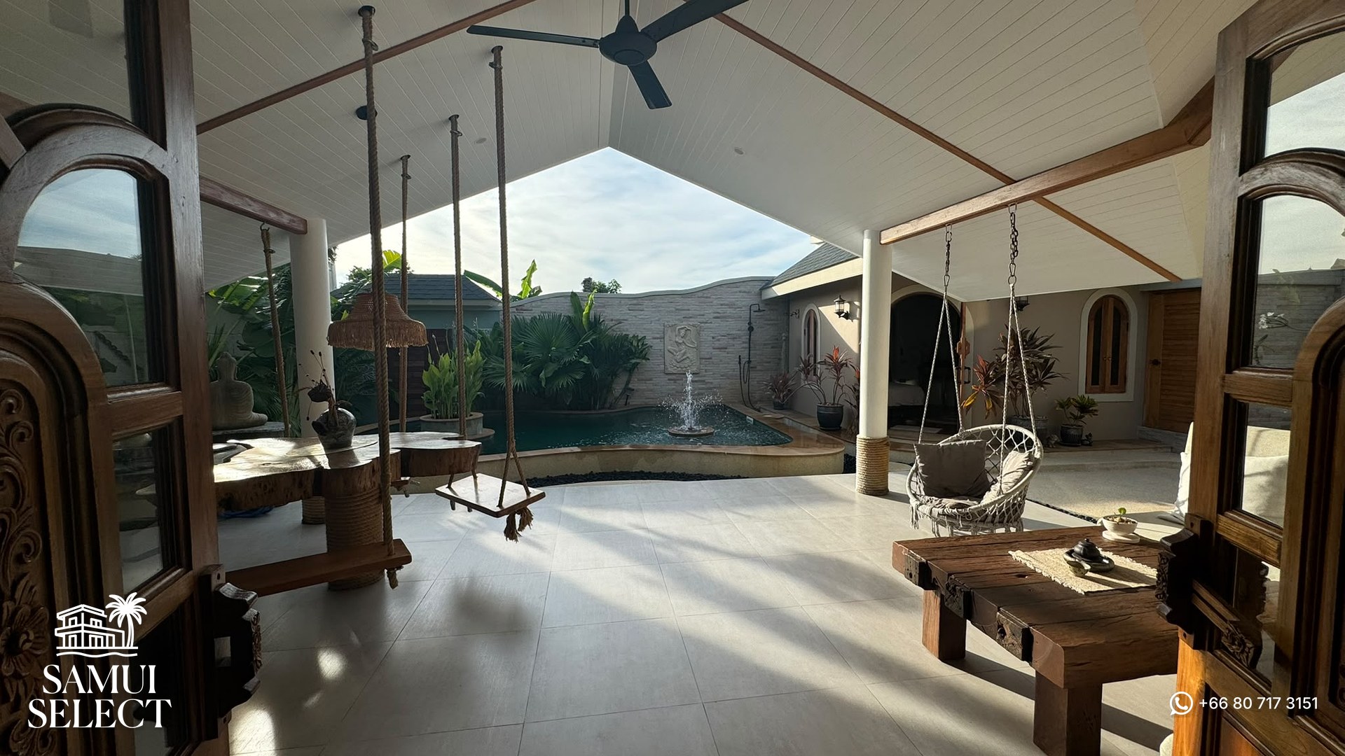 Living area with swing seats