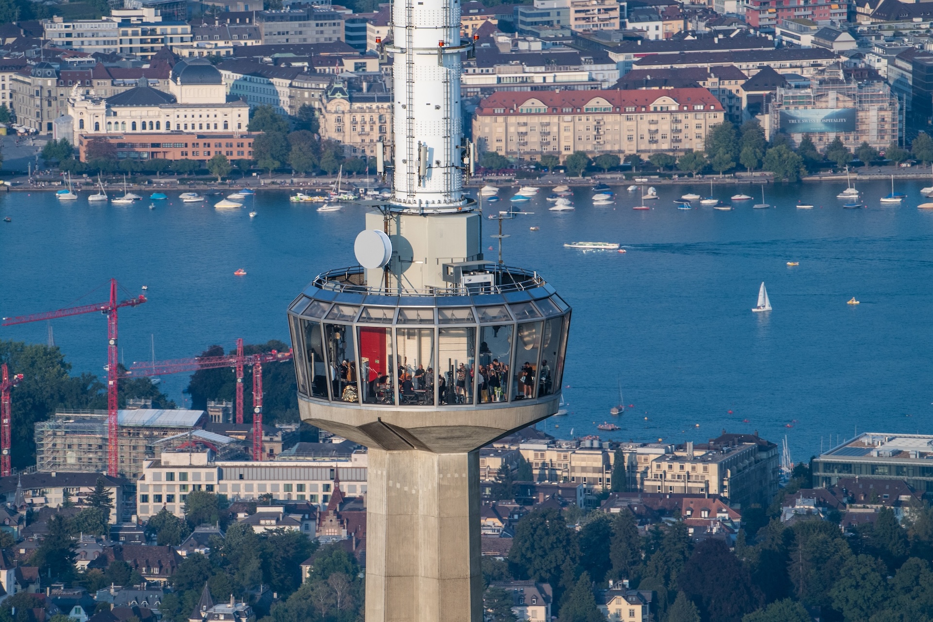 SWISSCOM x BLIGG x SRF3