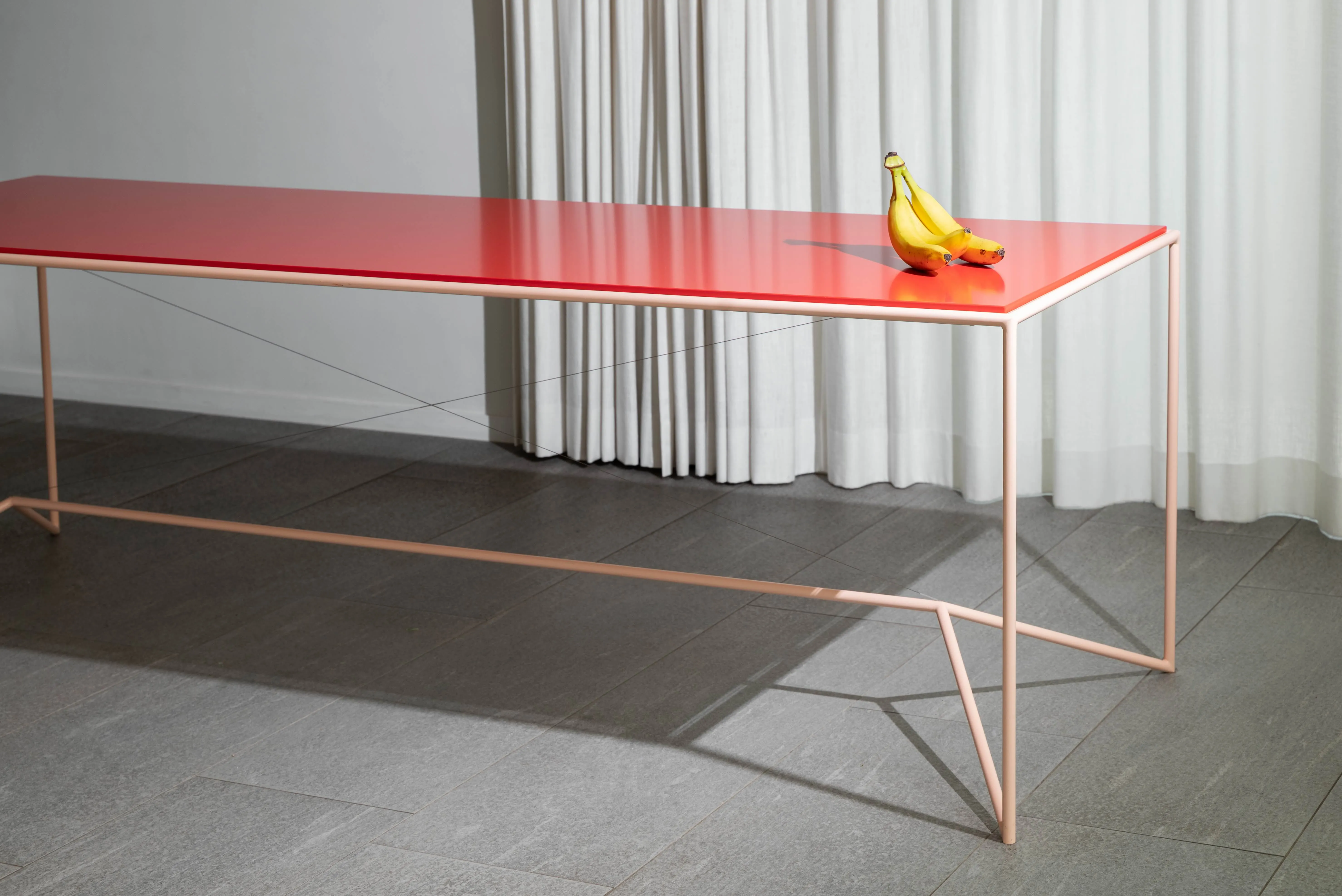 Winkelsfeer in PIET Moodshop met designmeubels en woonaccessoires voor een eigenzinnig interieur