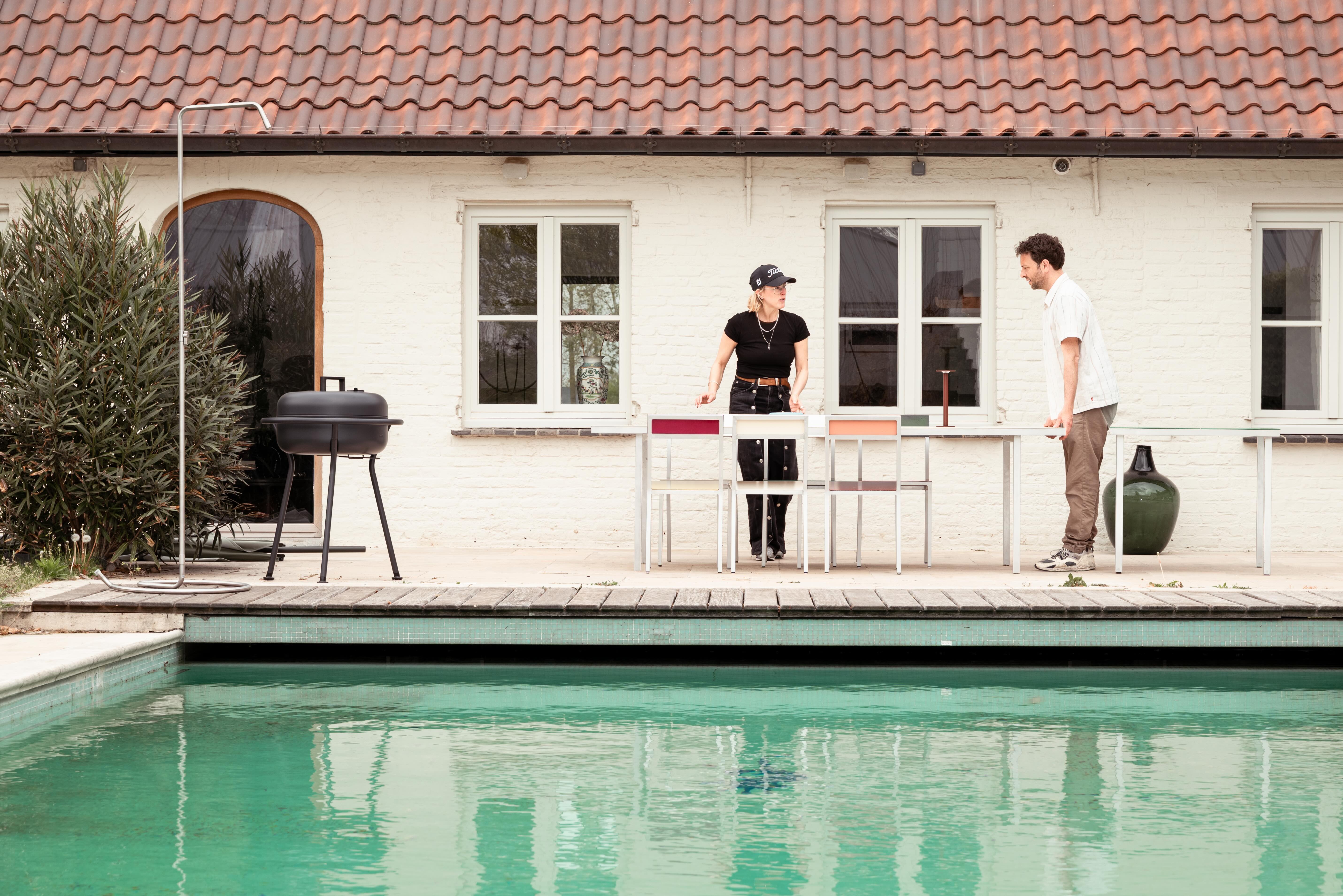 Inkomhal villa Bachte met decoratieve kunstwerken - PIET Moodshop