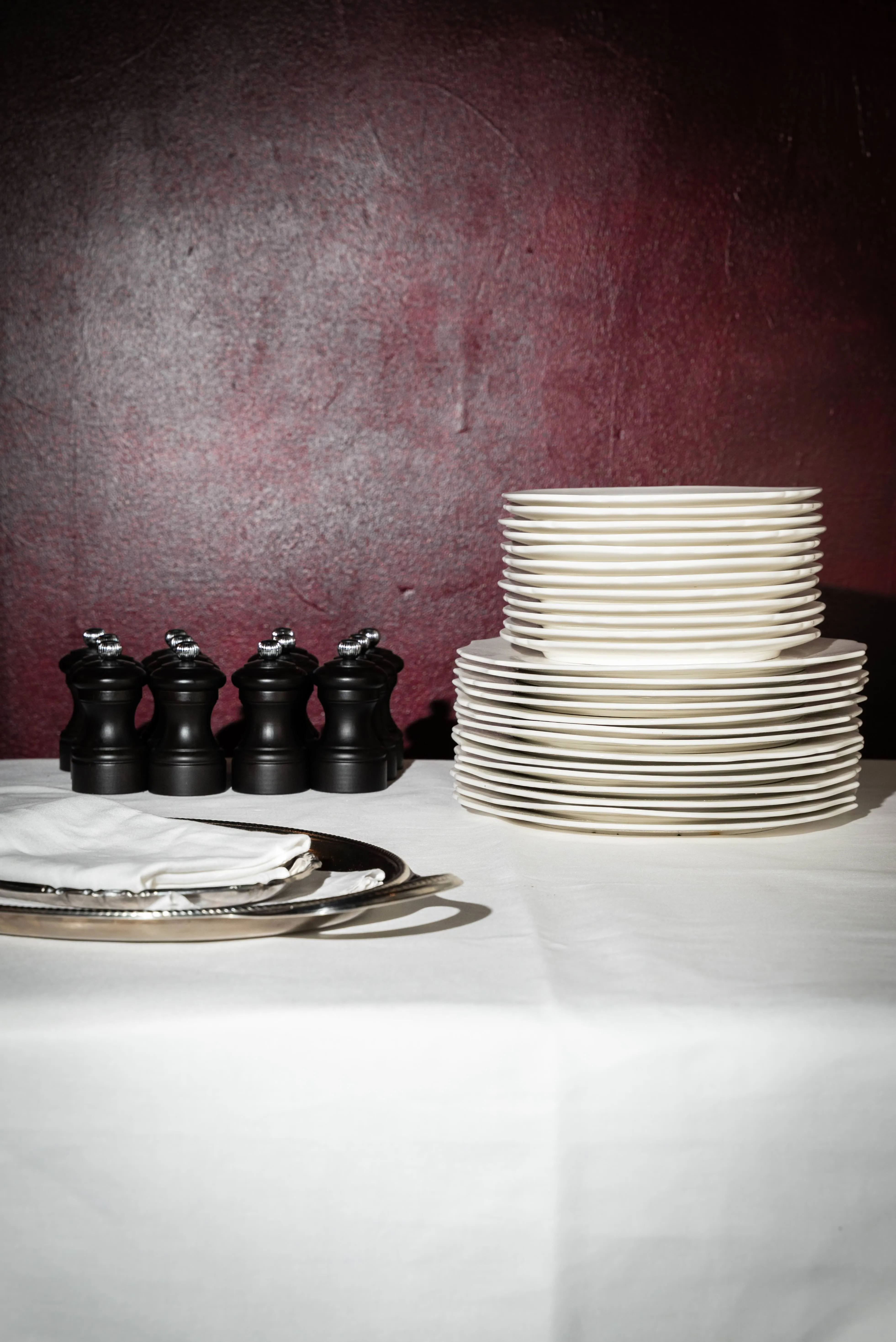Licht en textuur restaurant Bastien Gent, warme sfeer - PIET Moodshop
