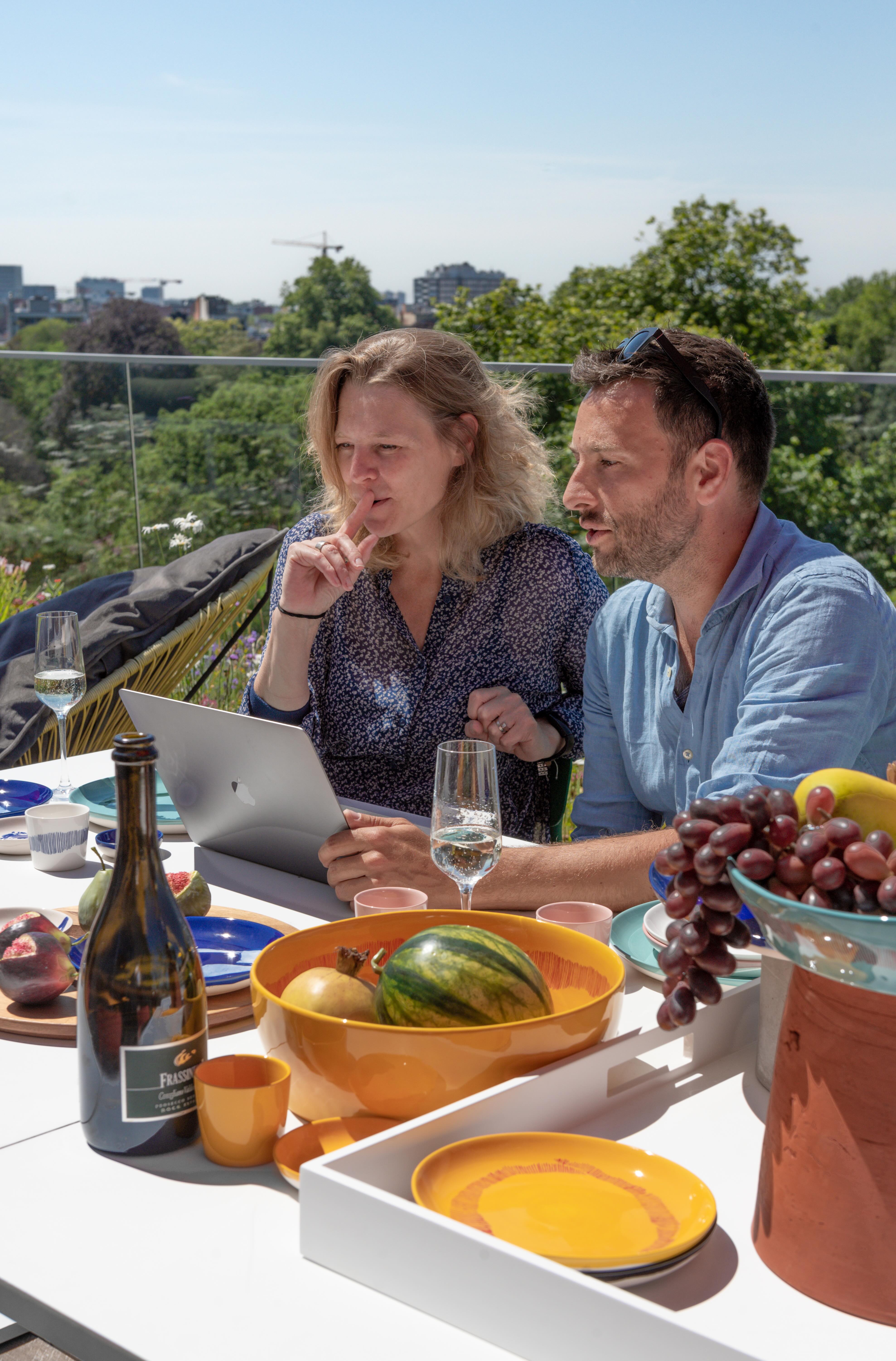 Overleg over terras Antwerpen stadspark, kleur en meubelkeuze - PIET Moodshop