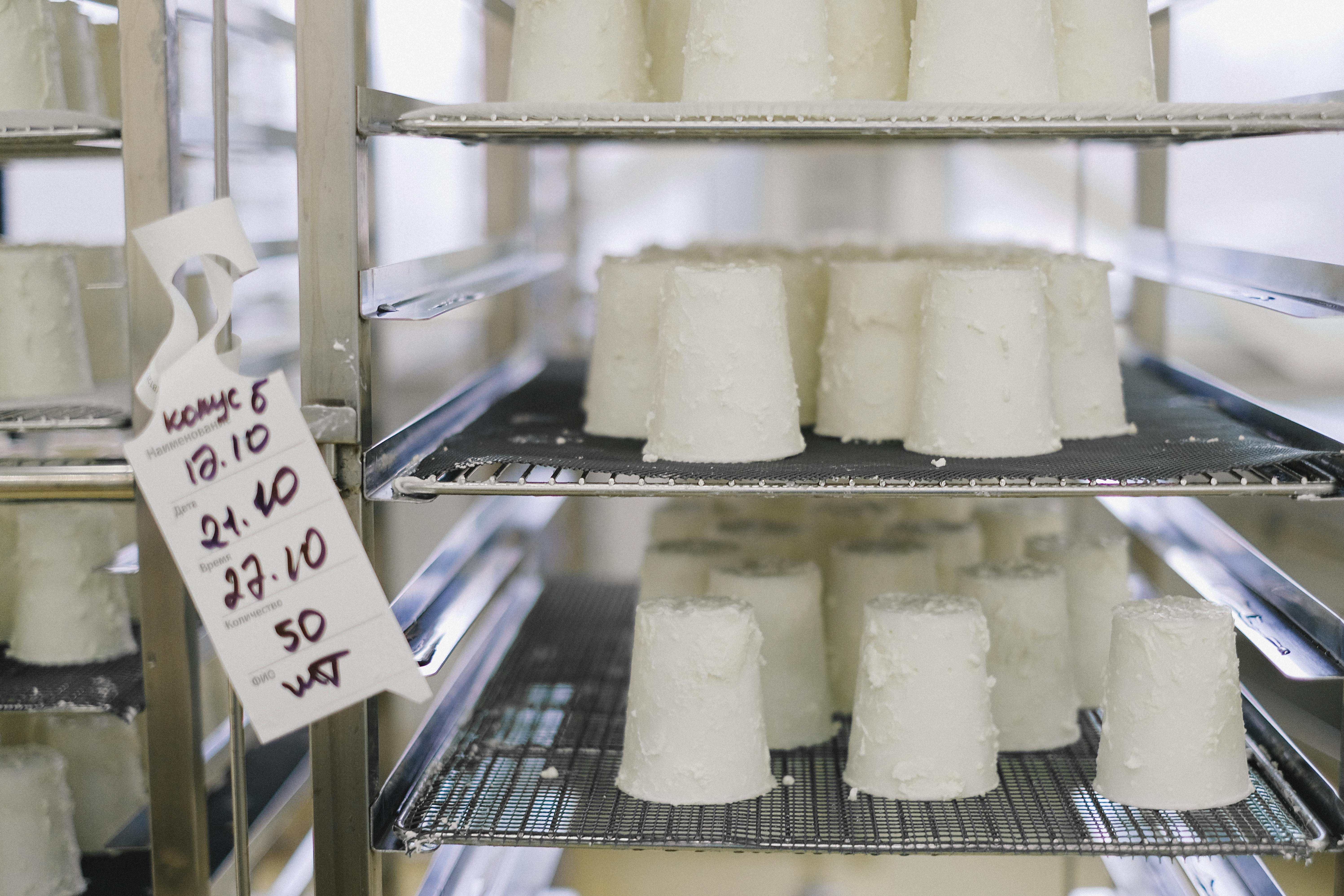 Food manufacturing Lot and batch traceability on a freshly made batch of cheese