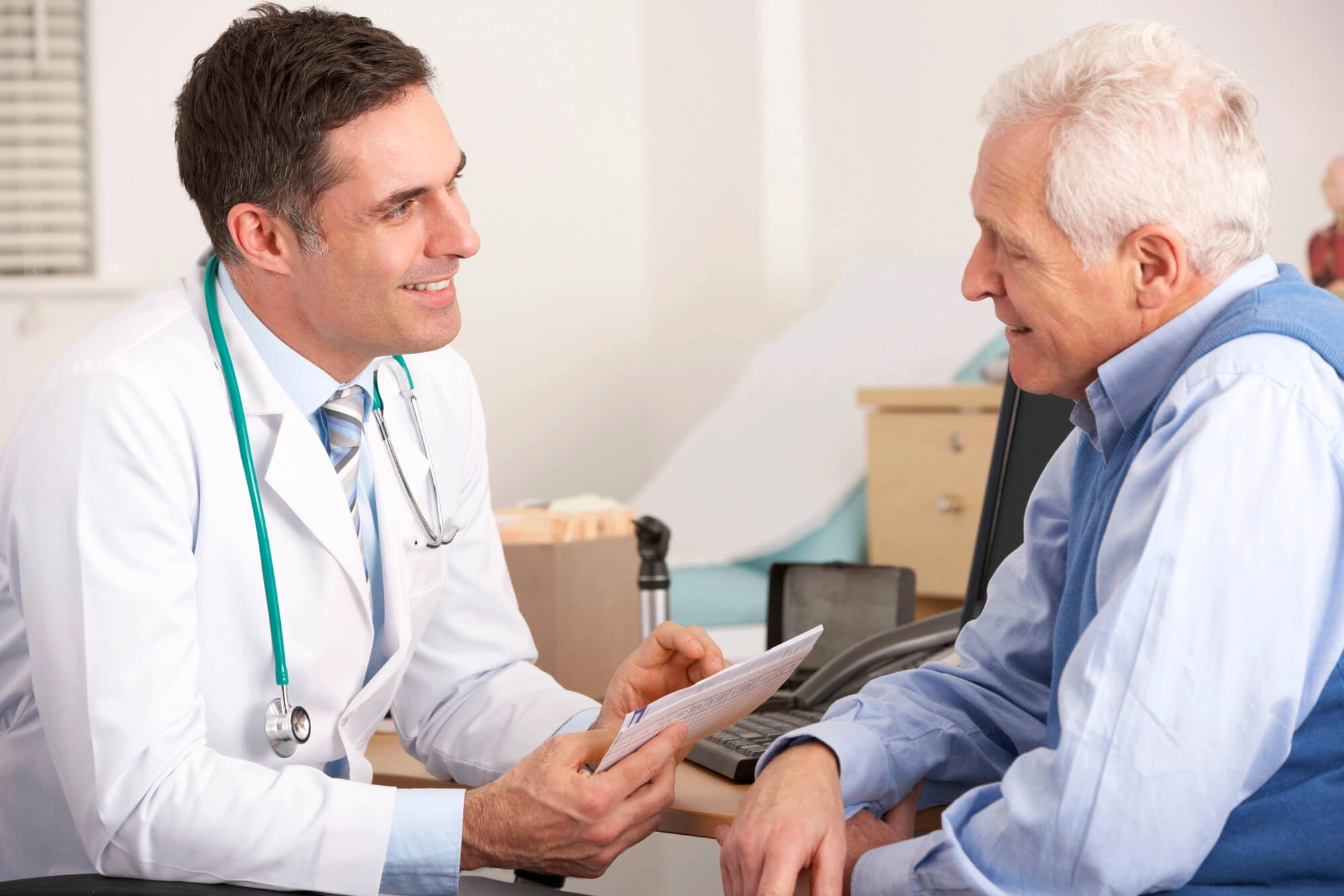 Talking with dentist in Davie FL