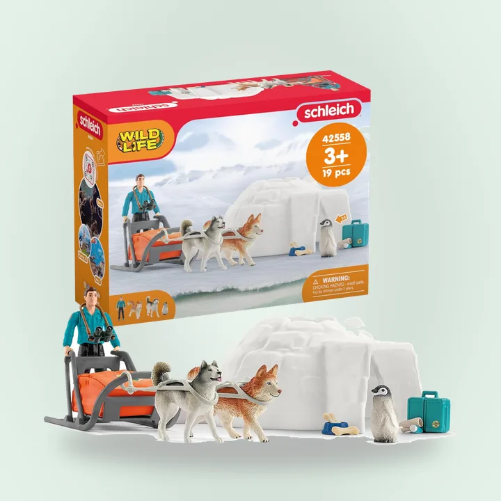Schleich Antarctic playset with igloo and sled dogs