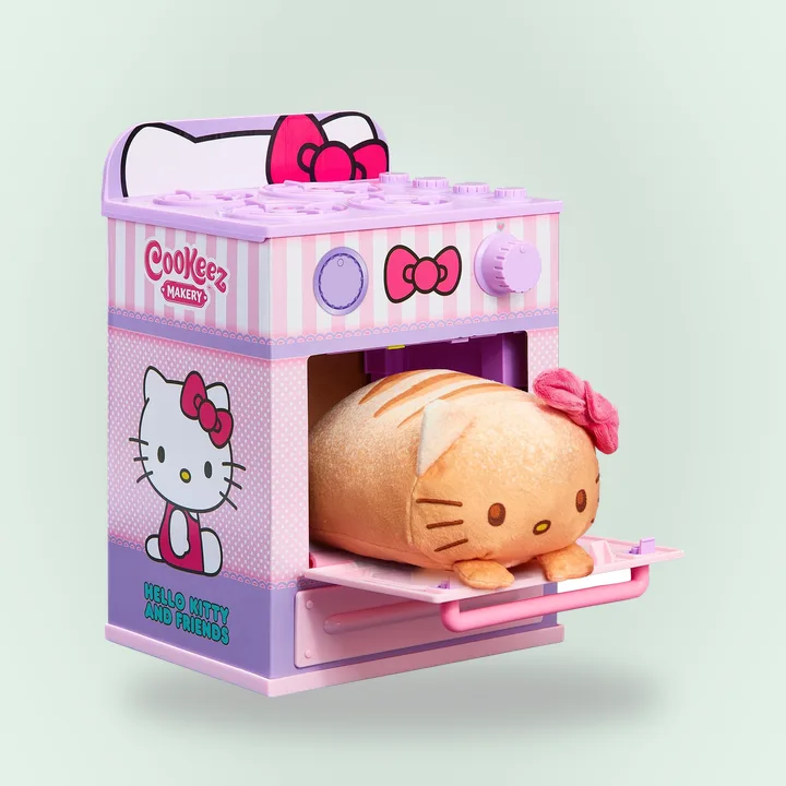 Cookeez Makery oven playset with plush