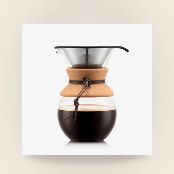 Glass pour over coffee maker with cork grip