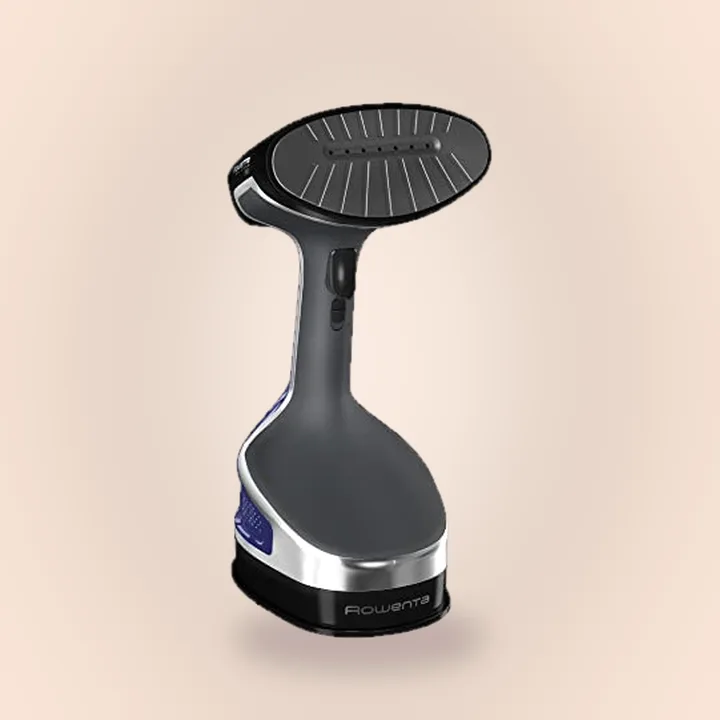 Handheld fabric steamer