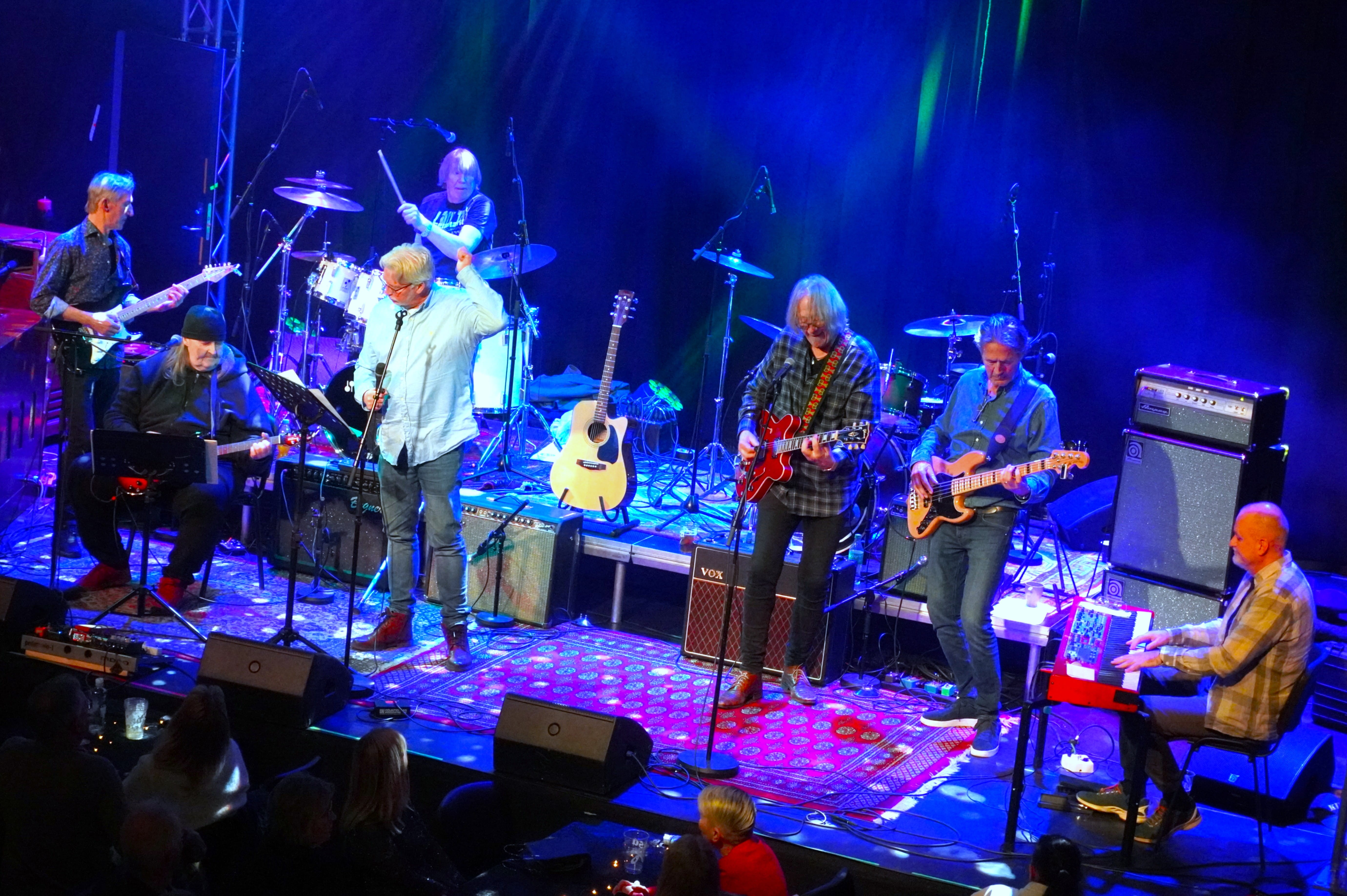 Åpen sak: Festlig i Kulturfabrikken, og gjensyn med Stevenson