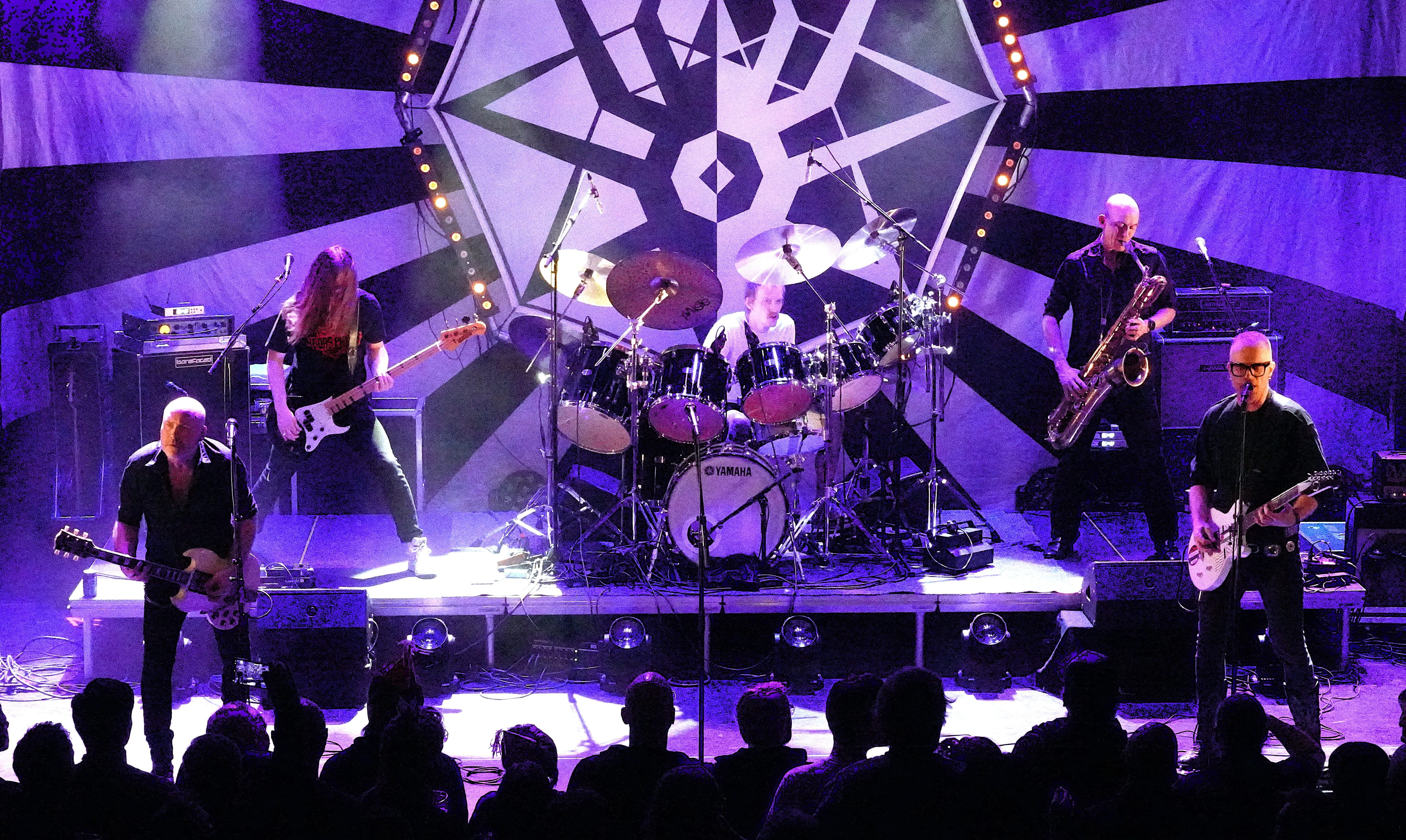 Fullt trøkk med Spidergawd