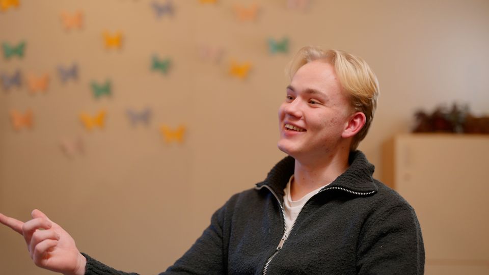 Unge kirkemedlemmer vil lære mer: tallene som utfordrer vaneoppfatningene