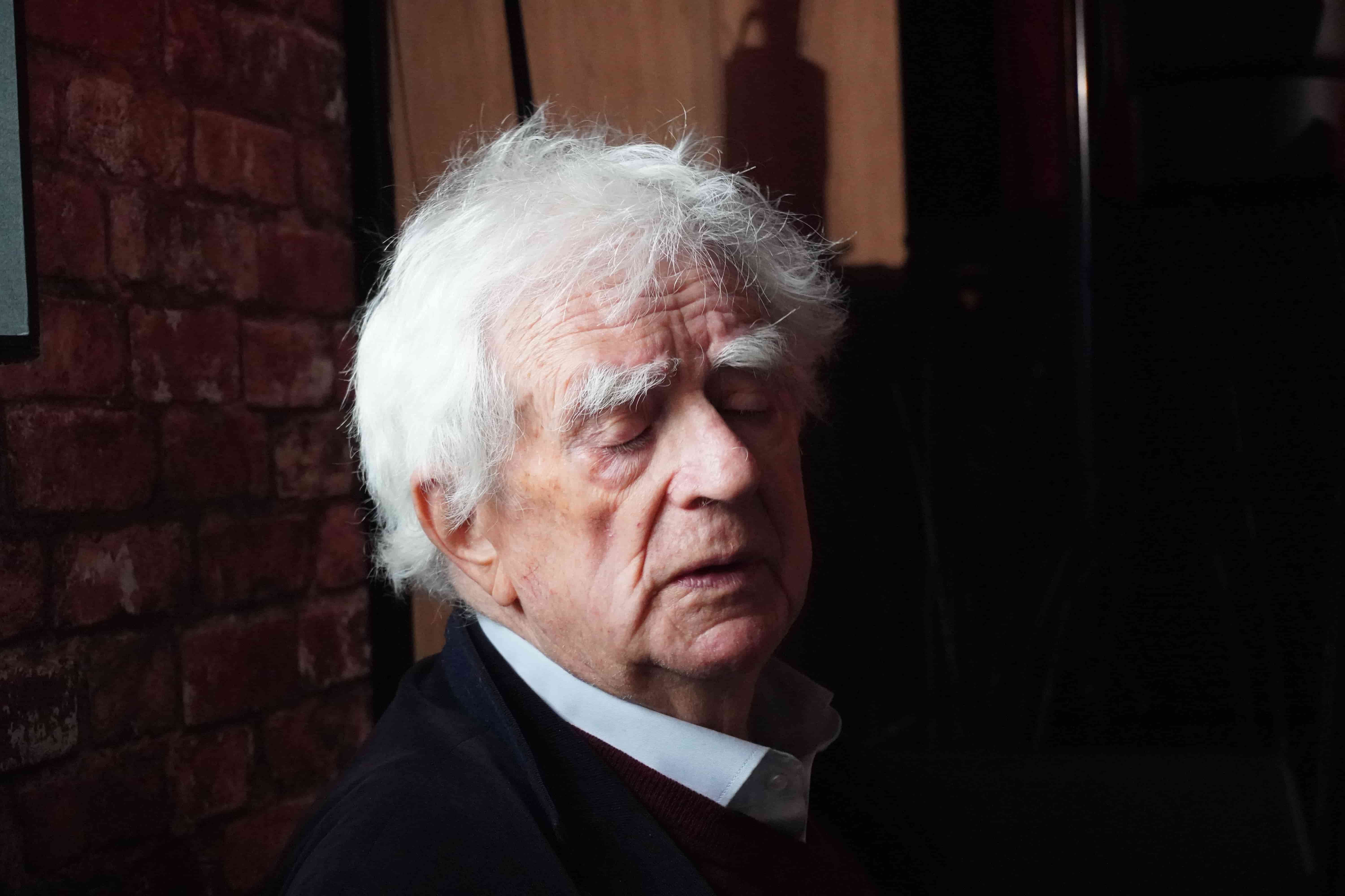 Jan Erik Vold vil oppkalle en gate i Kristiansund etter faren sin