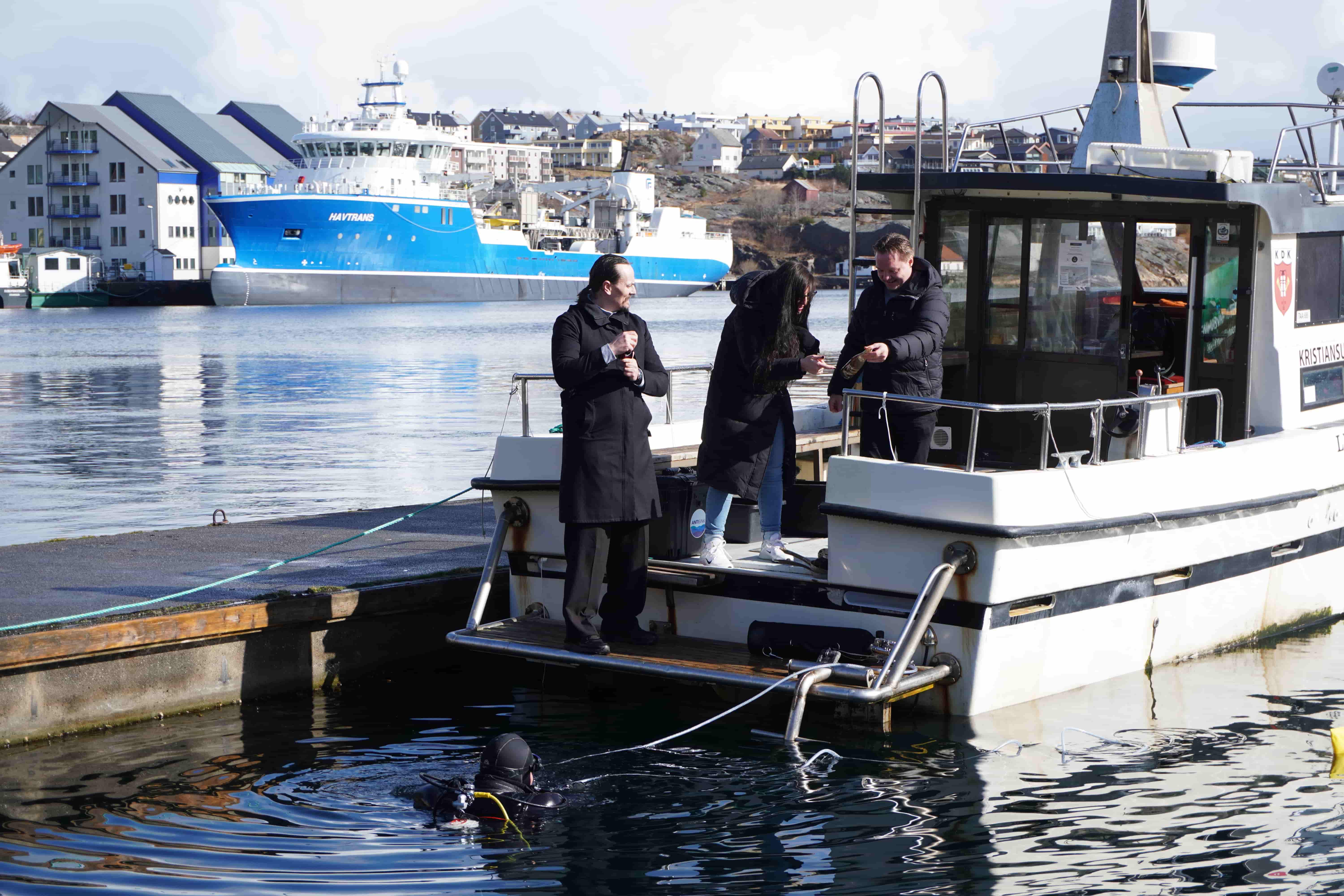 Gjenstander fra havnebunnen blir til kunstprosjekt