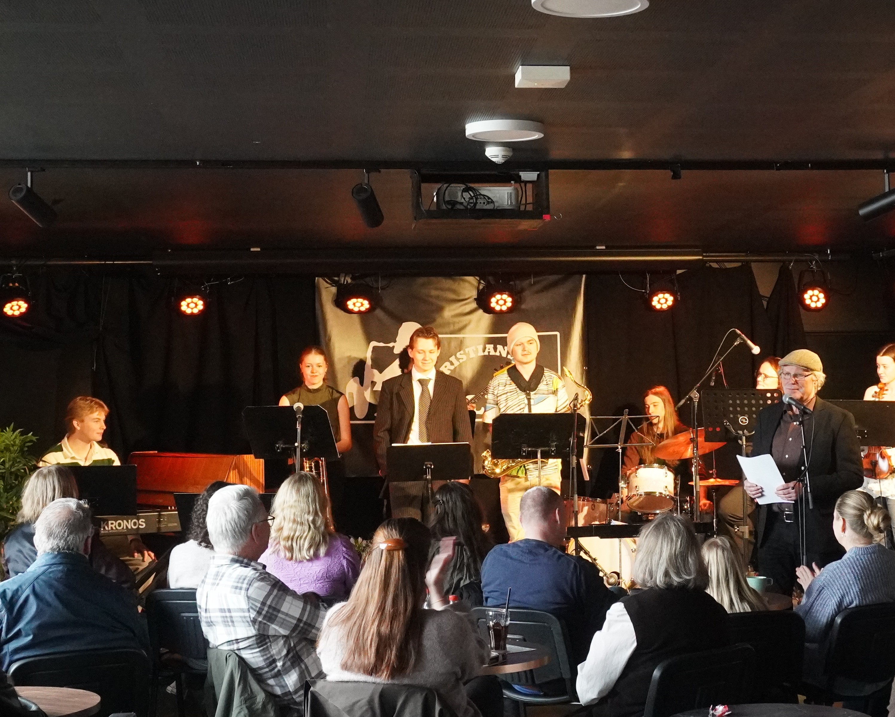 Knallbra konsert med Nordmøre Ungdomsstorband