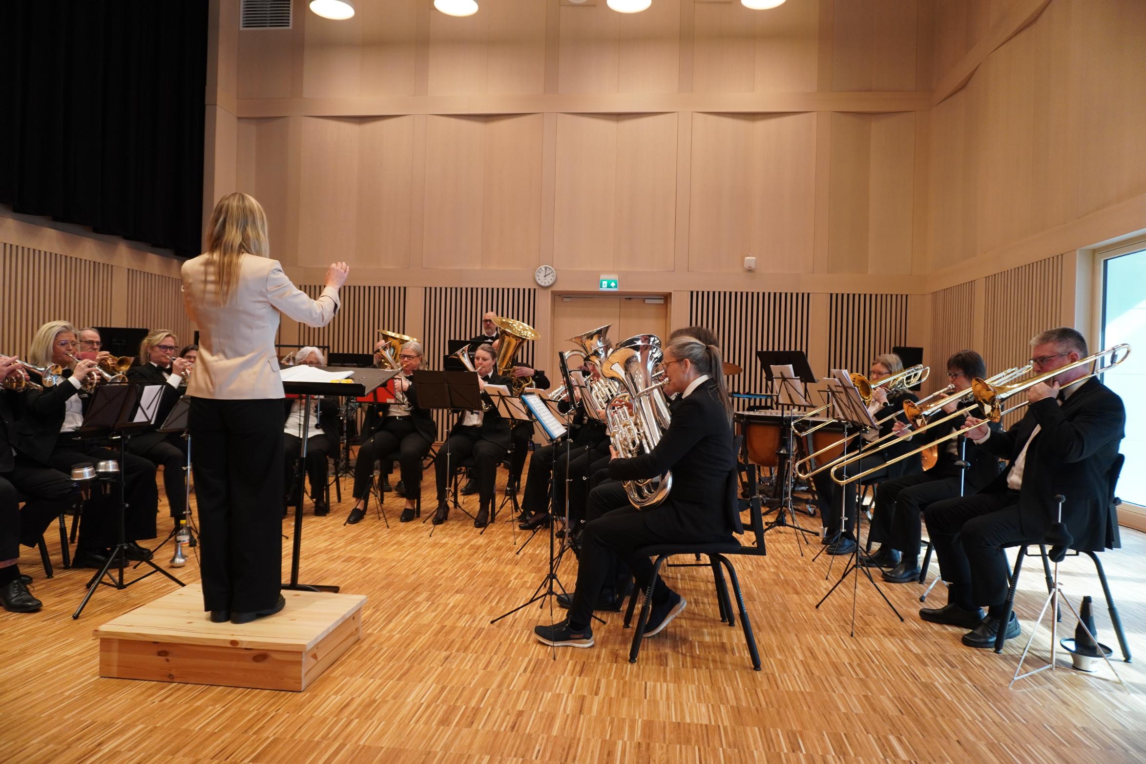 Frei hornmusikk fersk fra konkurranse og med nytt repertoar