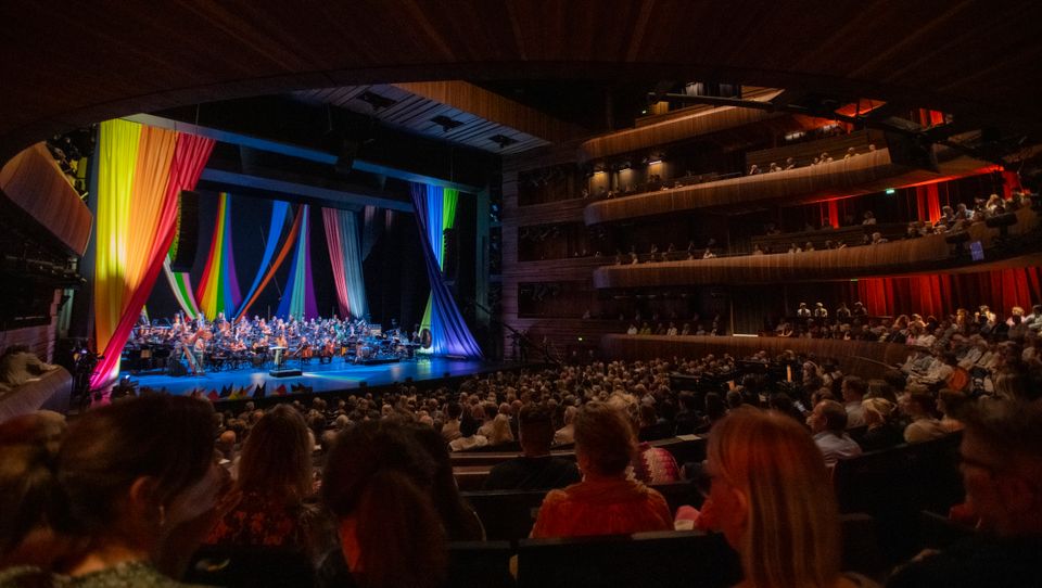 Oslo Pride inntar Operaen