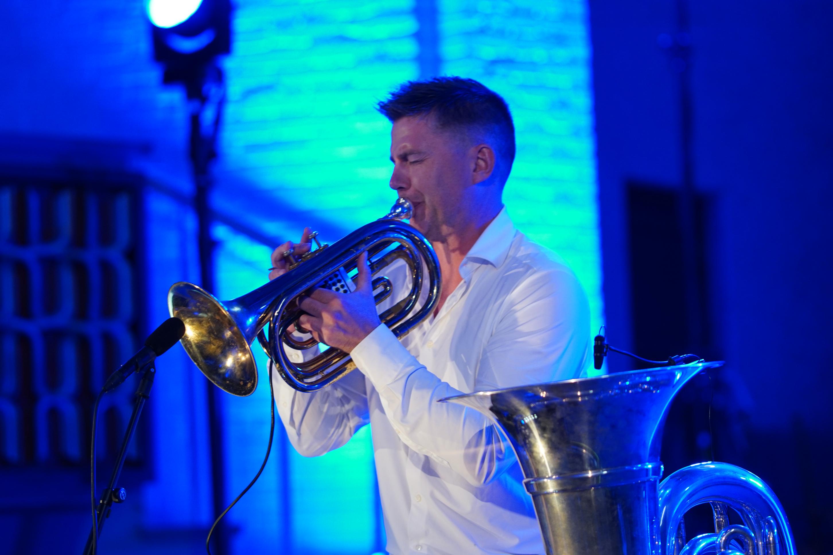 Daniel Herskedal lot stillheten tale i Molde domkirke