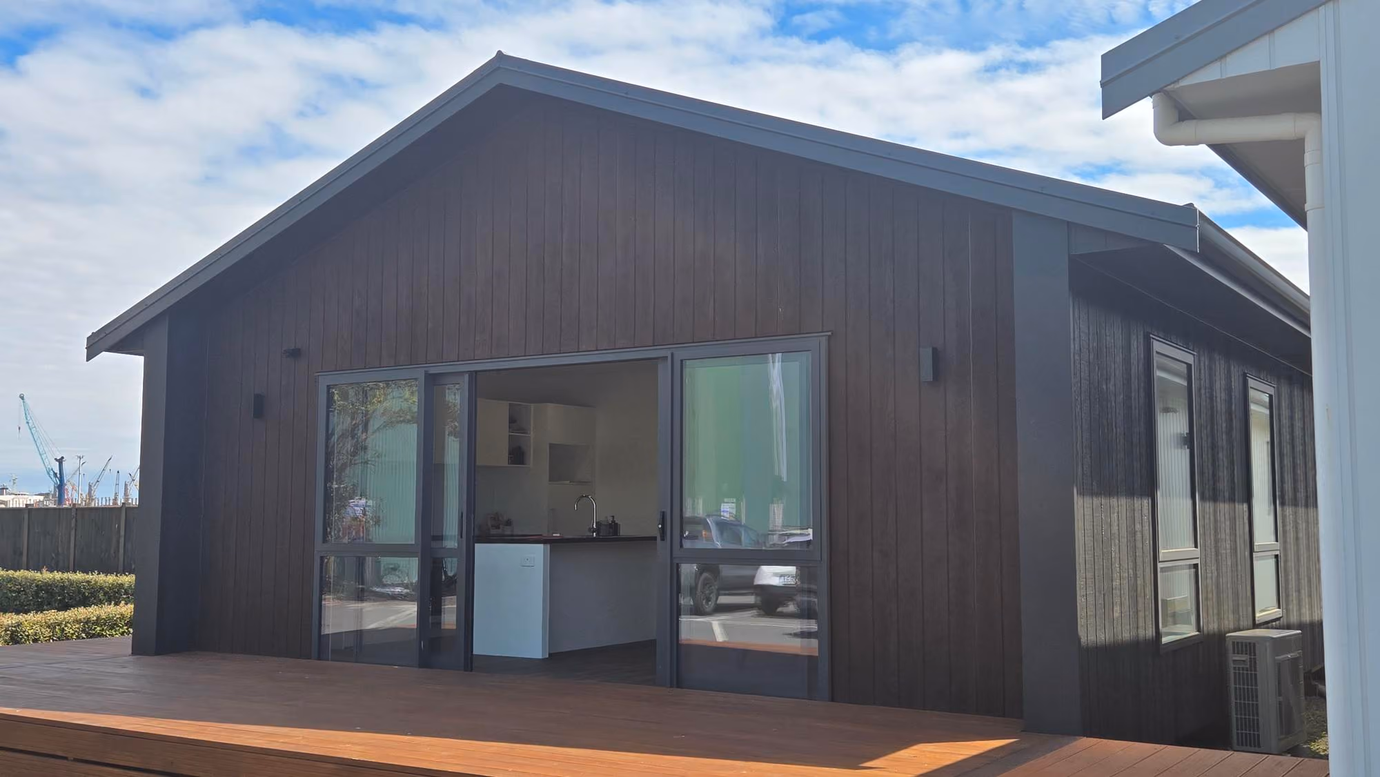 Nest 70 Double ex-stock gable front with sliding doors