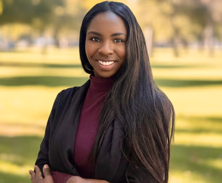 Stacey Lindsay, PMHNP | Expert Psychiatrist in Plano for Anxiety, depression, ADHD, Bipolar Disorders, Anger Management and Substance Abuse. 