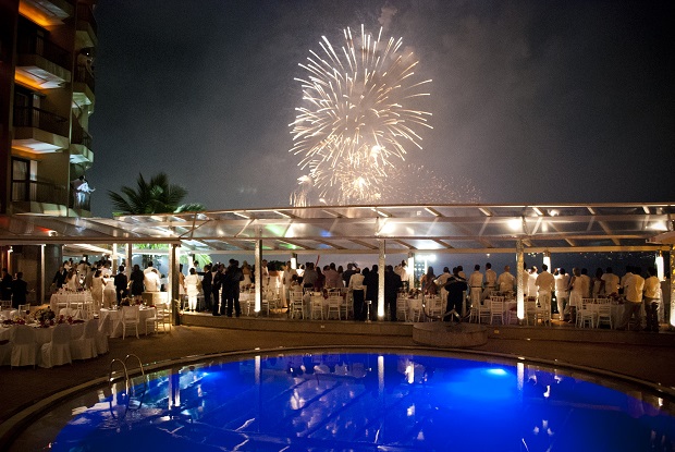 réveillon 2018 rio de janeiro copacabana favela experience vidigal 