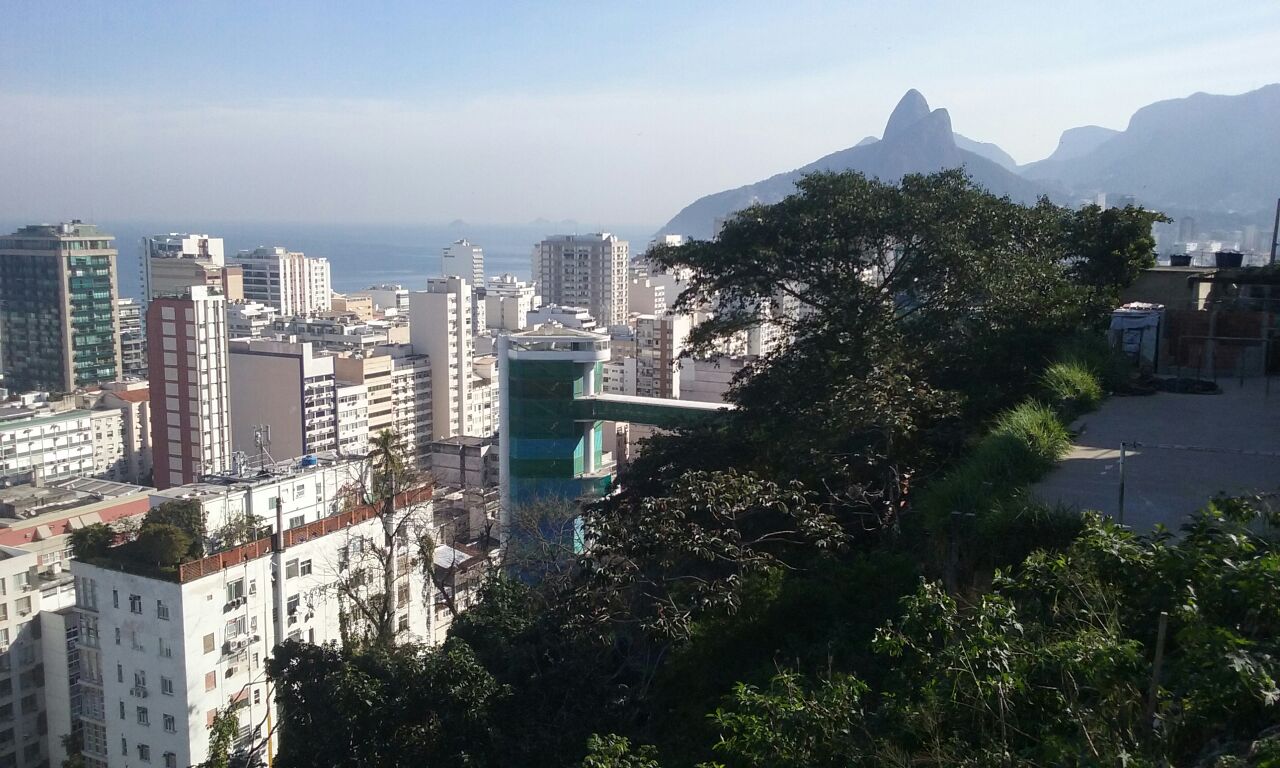 Favelidade Cantagalo 02