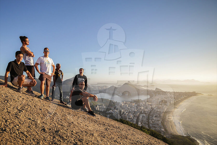 dois irmaos hike sunrise favela experience 07