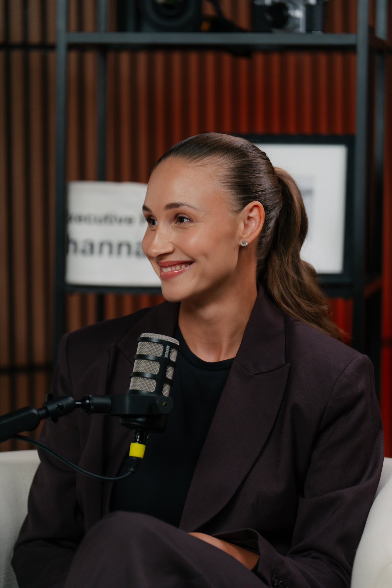 Seasonal Podcasts in 2026: Why Season-Based Shows Are Beating Endless Feeds for Business