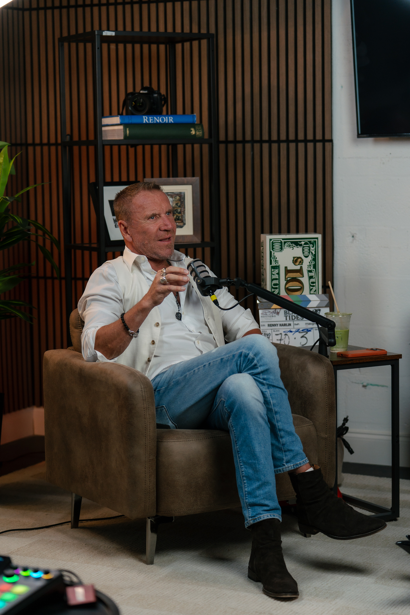 Podcast Analytics That Actually Matter in 2026: What to Track Beyond Downloads