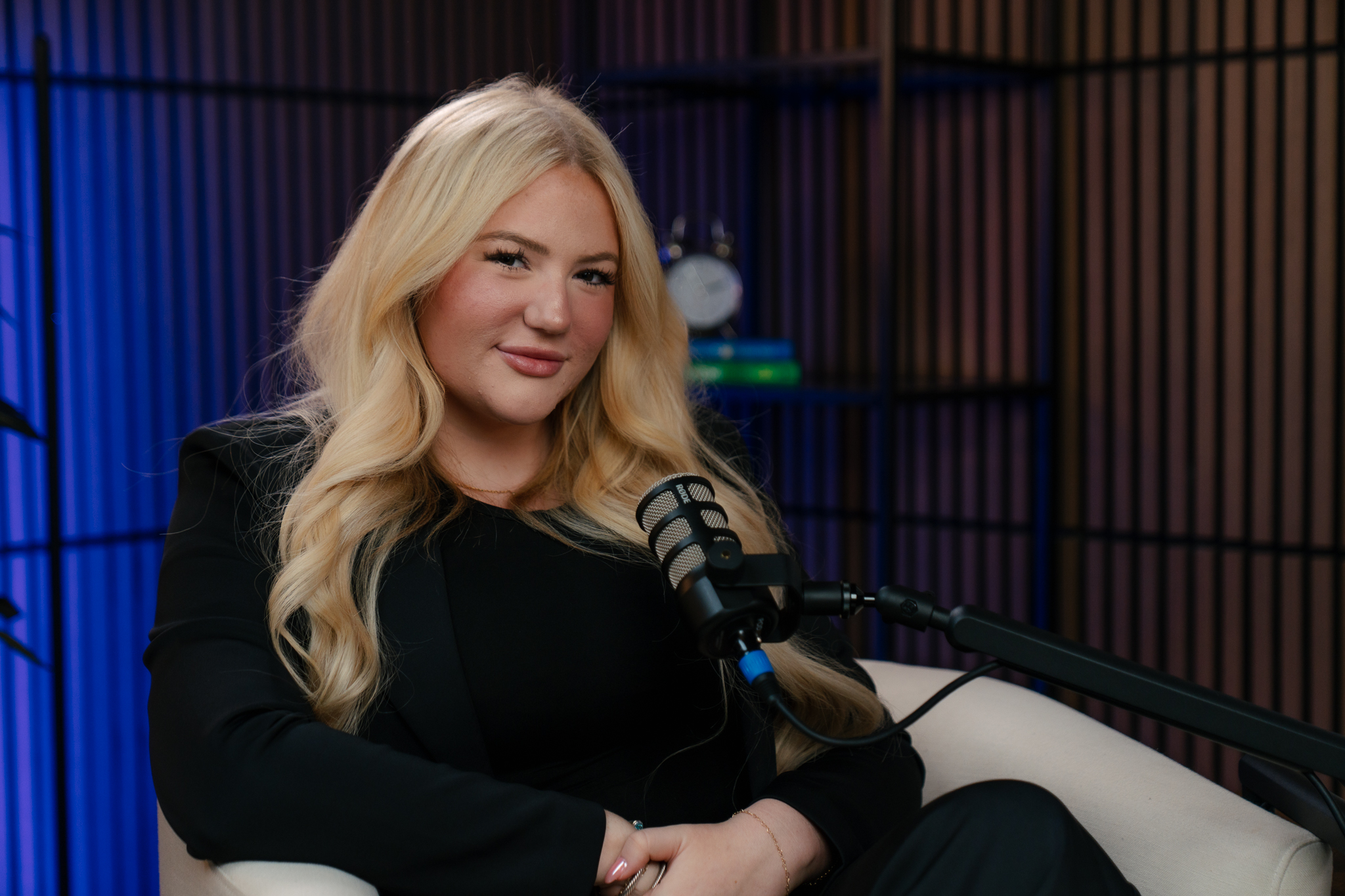 Podcast Guest Booking in 2026: How to Land High-Value Guests Who Turn Into Leads