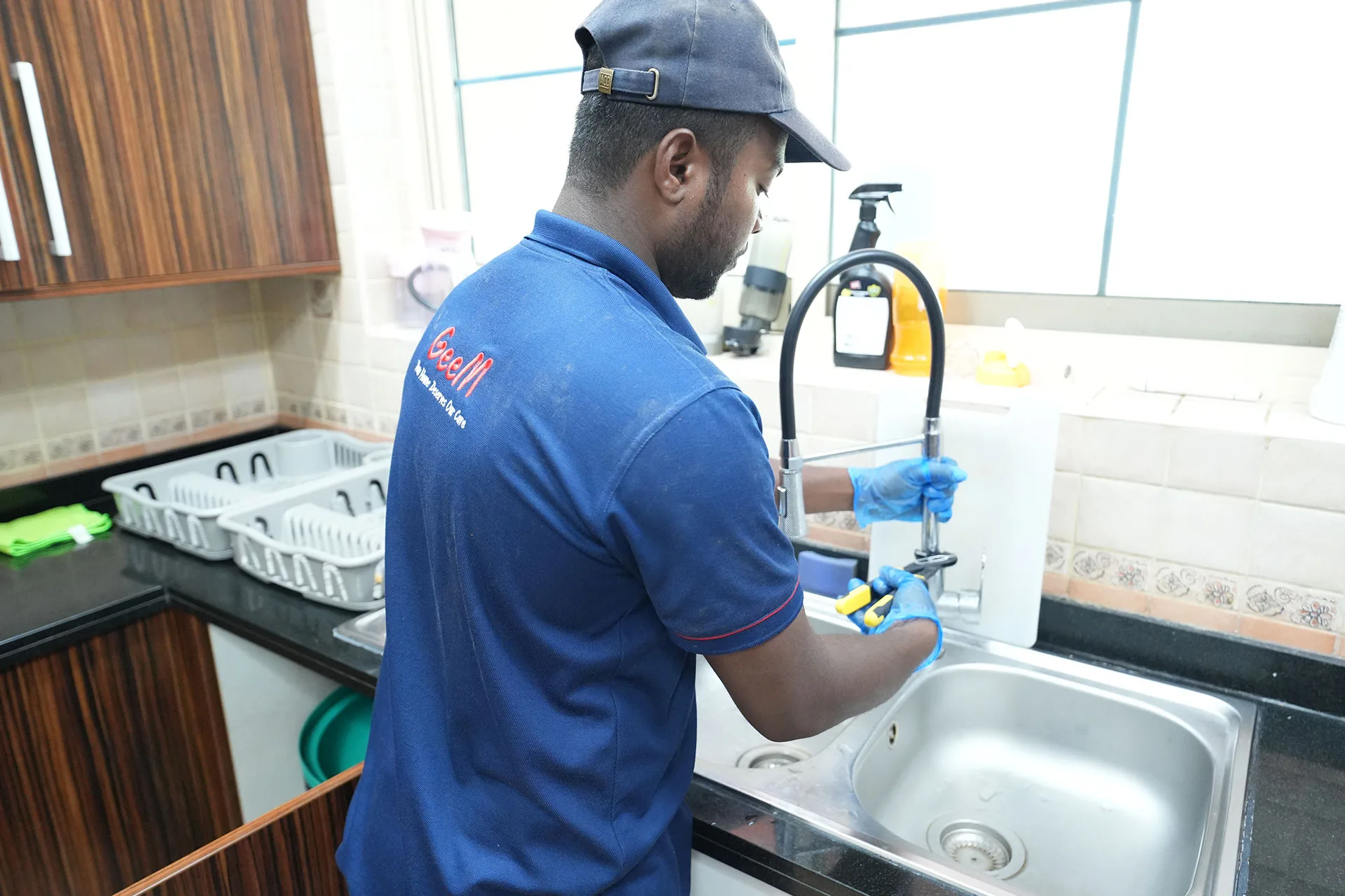 emergency plumbing services dubai