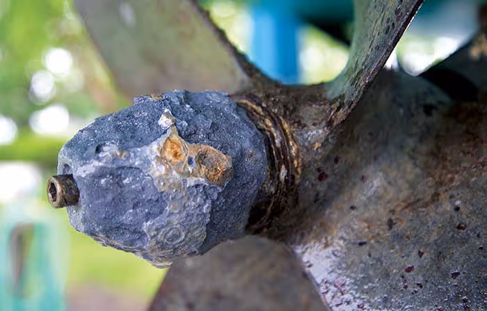 Deteriorated anodes causing corrision on boat propeller