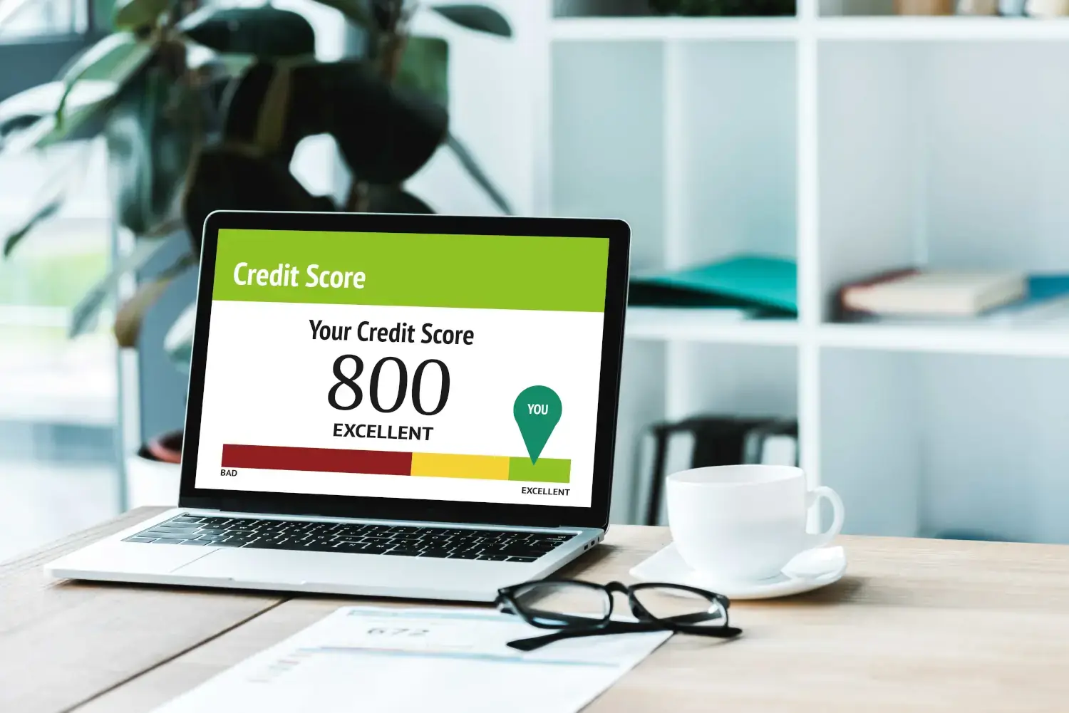 Laptop shows credit score of 800, EXCELLENT.