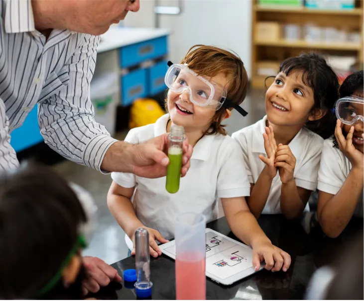 Erudatia-home-one-our-mission-small-image-two