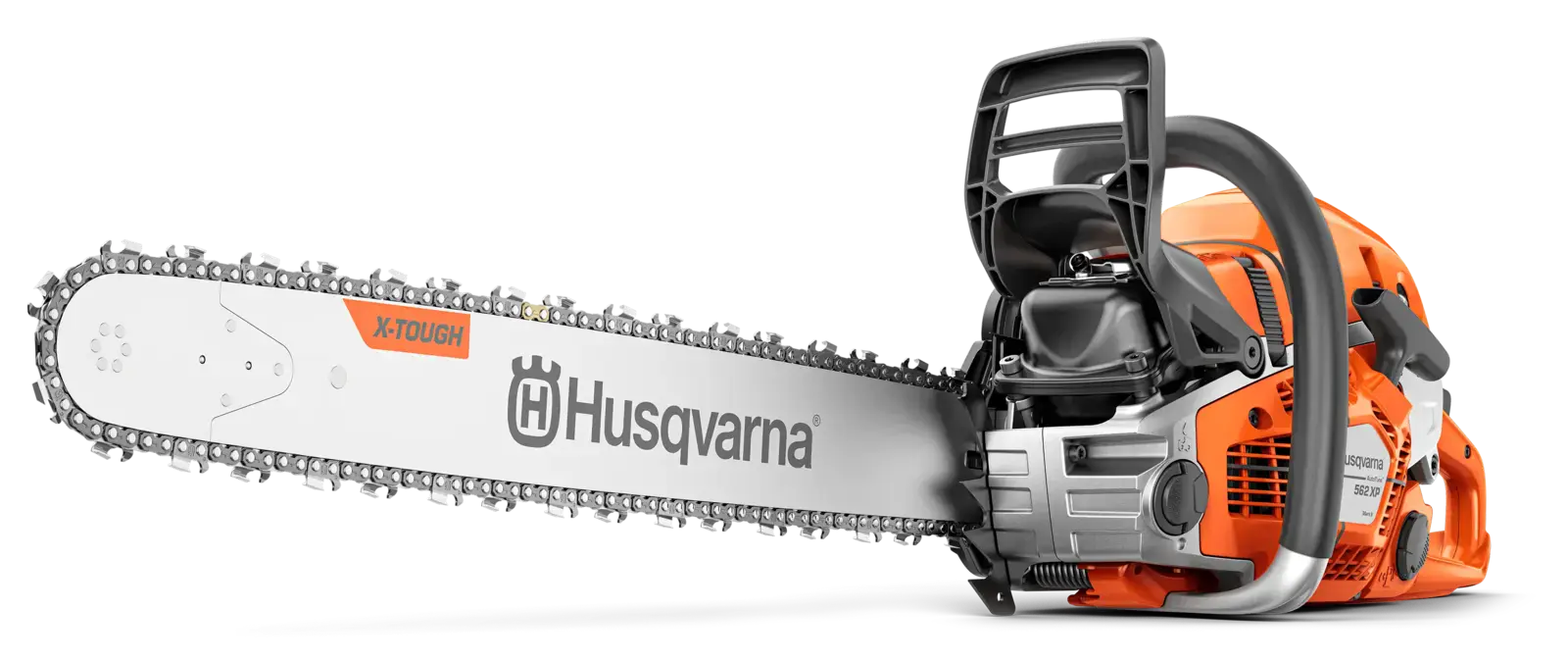 Husqvarna 562 XP MARK II Motorsäge in Orange und Grau mit X-Tough Schwert und Kette, seitliche Ansicht auf schwarzem Hintergrund.