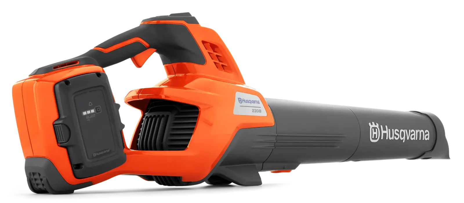 Husqvarna 230iB Akku-Laubbläser in Orange und Grau, seitliche Ansicht. Ein Akku ist eingesetzt, das Husqvarna Logo ist sichtbar.