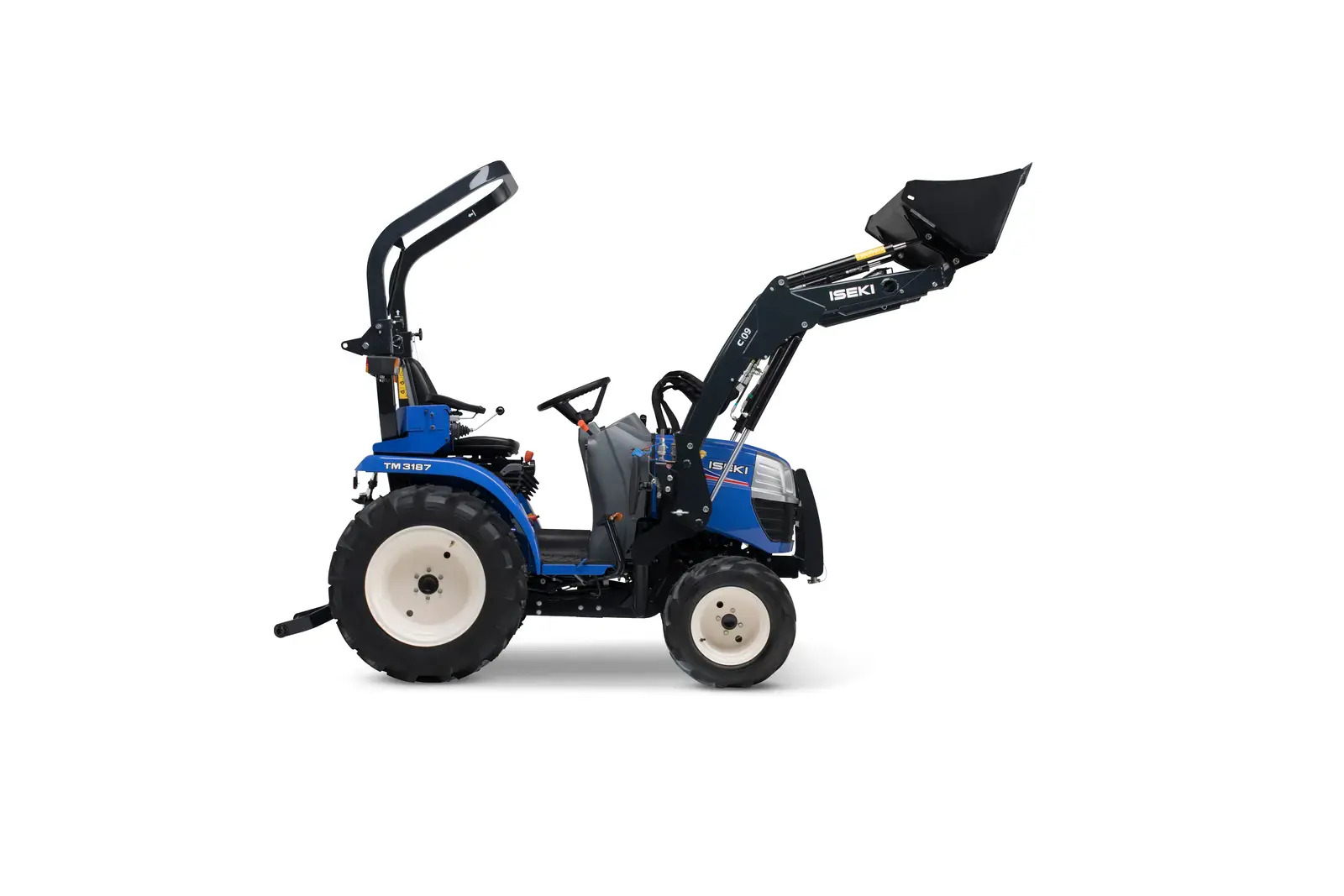 Blauer ISEKI TM3187AL Dieselgeräte Traktor mit Frontlader auf weißem Hintergrund.